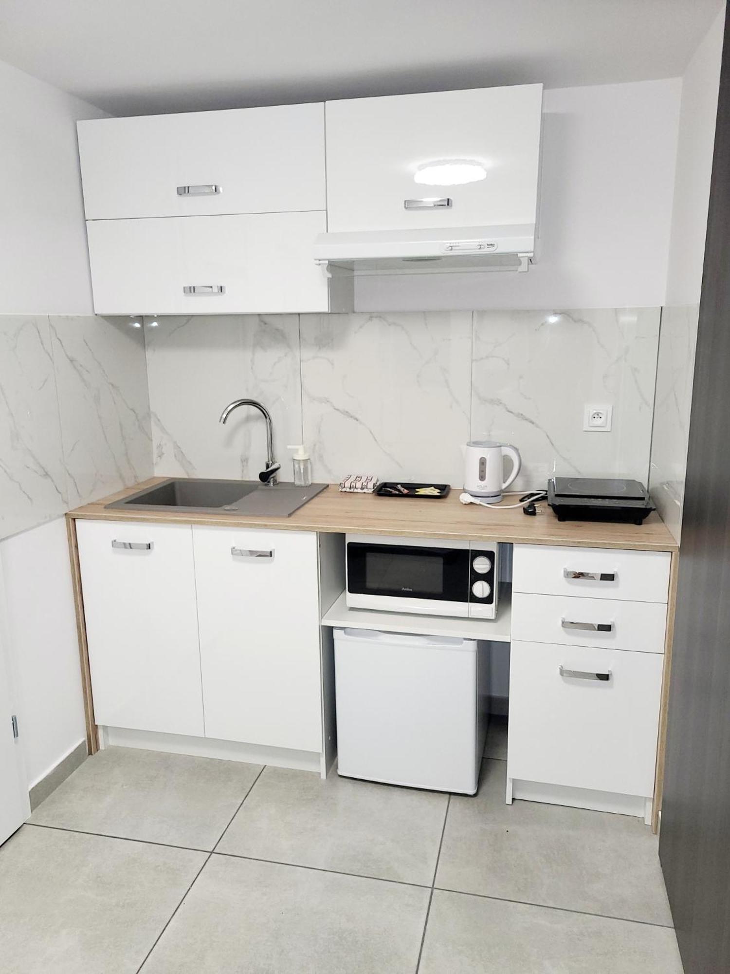 Mini Apartamenty พอซนาน ภายนอก รูปภาพ
